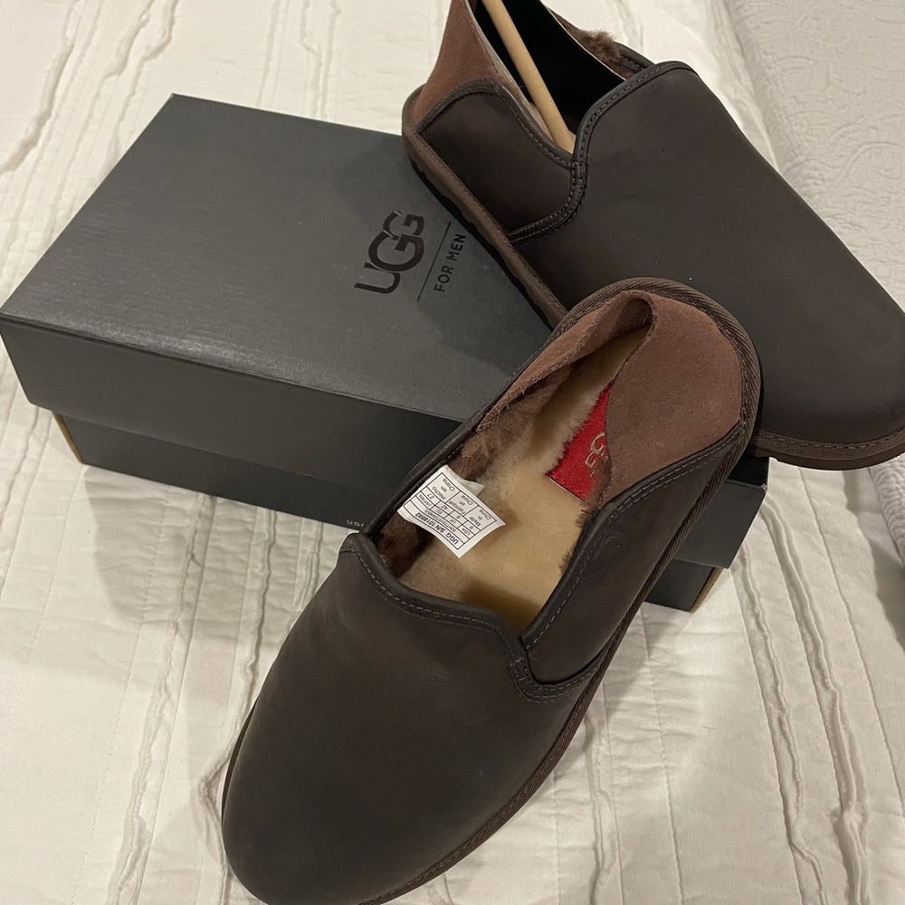 Brand new men’s UGG slippers